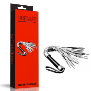 SILVER FLOGGER – שוט דמוי עור מבית WHIPLASH