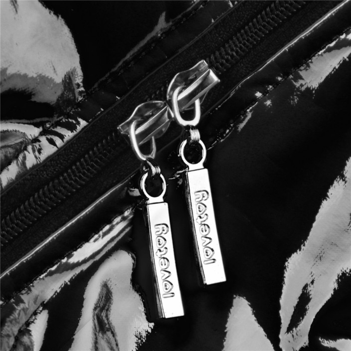 מכנסי הרנס מבריקים | Chic